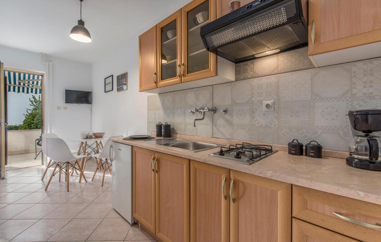 Apartman Bowie & Apartment Morgan Porec Exterior photo